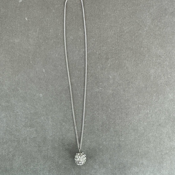 💎 Reduced again! Crystal silver disco ball necklace - Picture 2 of 3